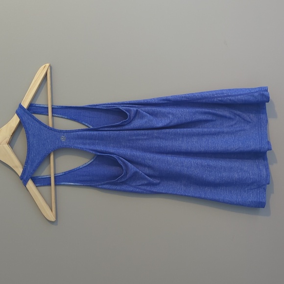 Size 6 Lululemon Tank - Picture 3 of 4